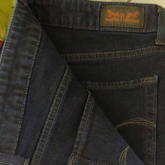 Levi's mid rise skinny jeans - Picture 2 of 6